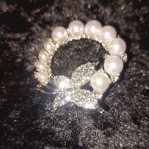 Vintage and Beautiful Rhinestone Butterfly Brooch surrounded by faux pearls